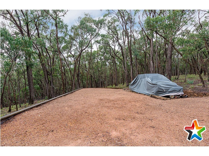 118 Wallace Road, Christmas Hills VIC 3775