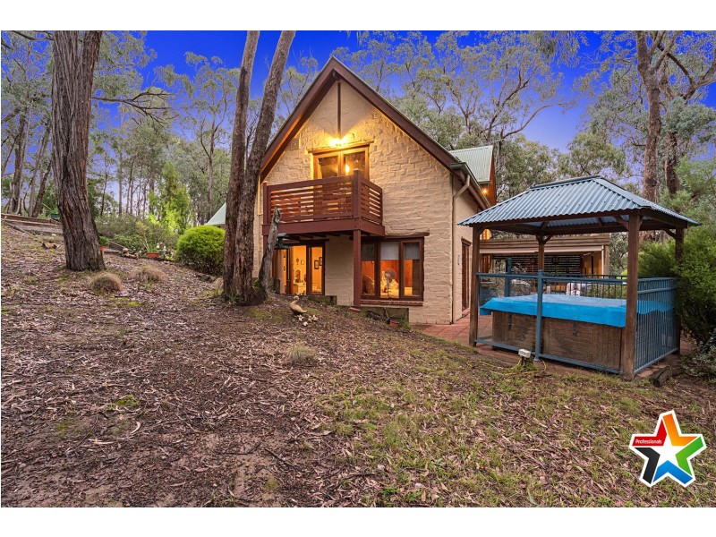 118 Wallace Road, Christmas Hills VIC 3775