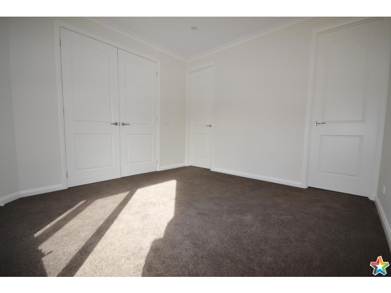 27 Coolabah Street, Mooroolbark VIC 3138