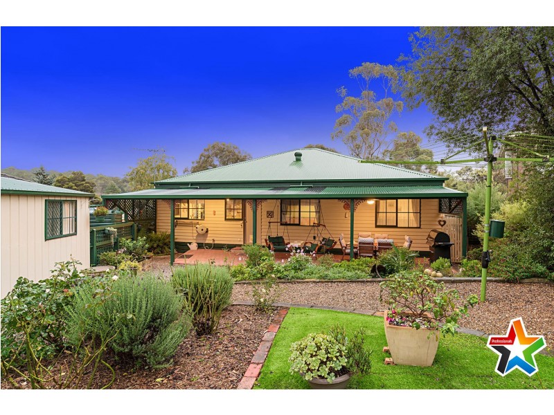 5 Dunrossil Drive, Kilsyth VIC 3137