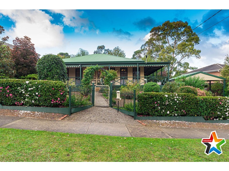 5 Dunrossil Drive, Kilsyth VIC 3137