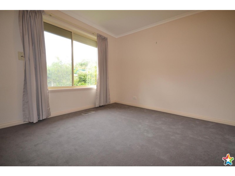 8 Clearwater Drive, Lilydale VIC 3140