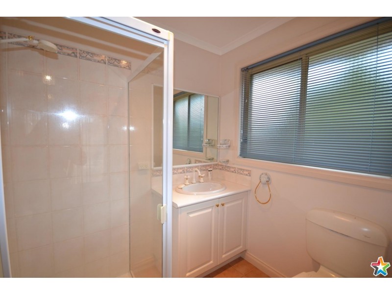 8 Clearwater Drive, Lilydale VIC 3140