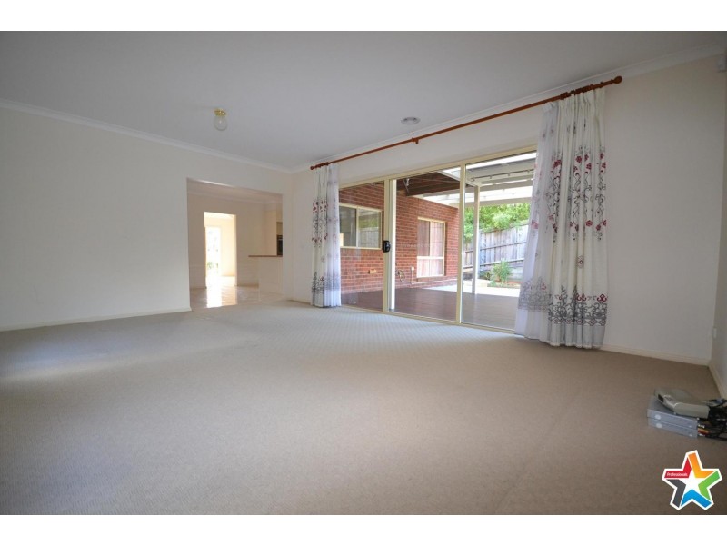 46 Larbert Road, Mooroolbark VIC 3138