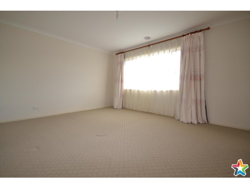 46 Larbert Road, Mooroolbark VIC 3138