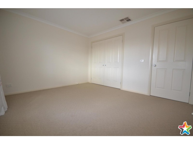 46 Larbert Road, Mooroolbark VIC 3138