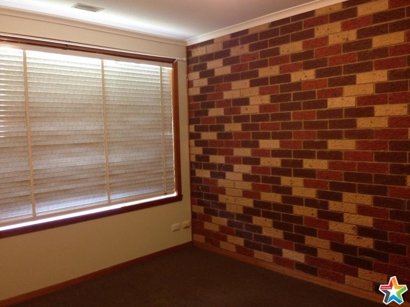 4/104 Sherlock Road, Mooroolbark VIC 3138