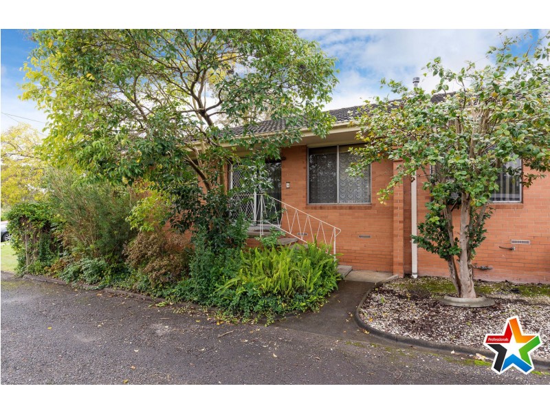 1/204 Hull Road, Mooroolbark VIC 3138