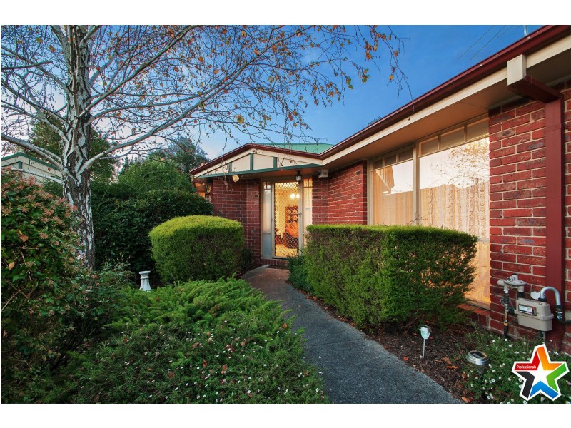 3/8 Dunlop Avenue, Bayswater North VIC 3153
