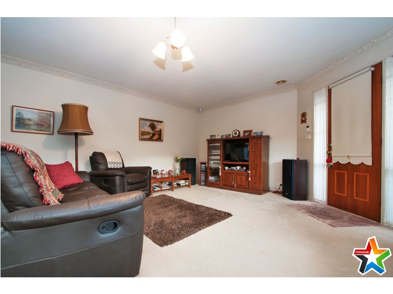 3/8 Dunlop Avenue, Bayswater North VIC 3153