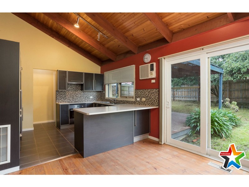 39 Wellington Road, Wandin North VIC 3139
