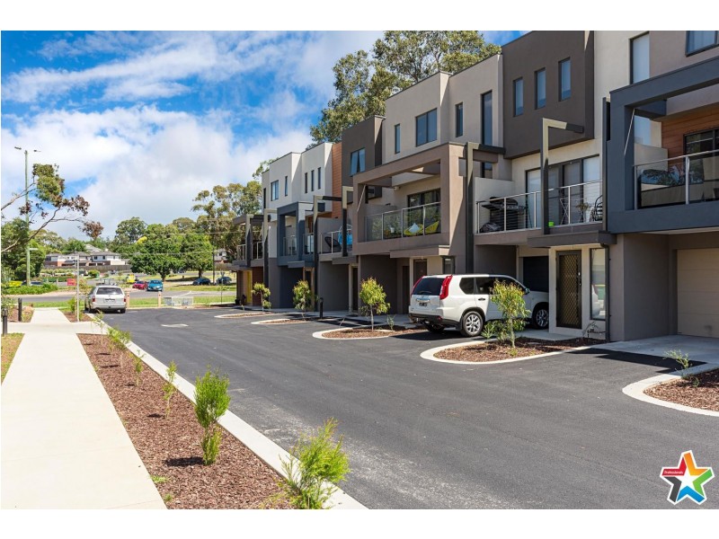 18 Primary Street, Mooroolbark VIC 3138