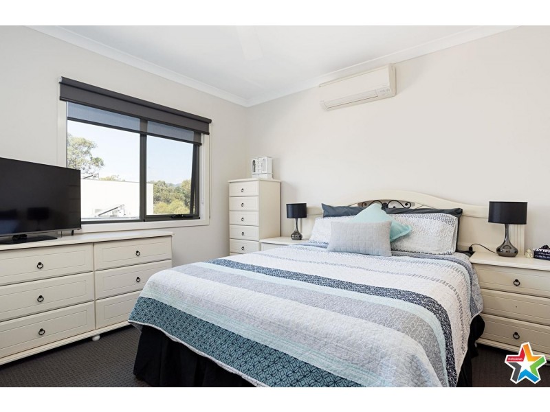 18 Primary Street, Mooroolbark VIC 3138
