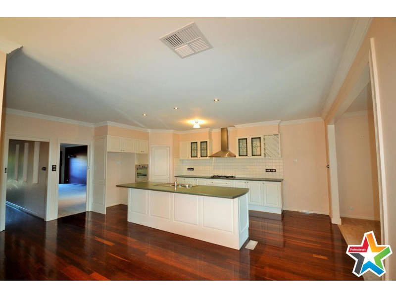 5 Viennese Way, Mooroolbark VIC 3138