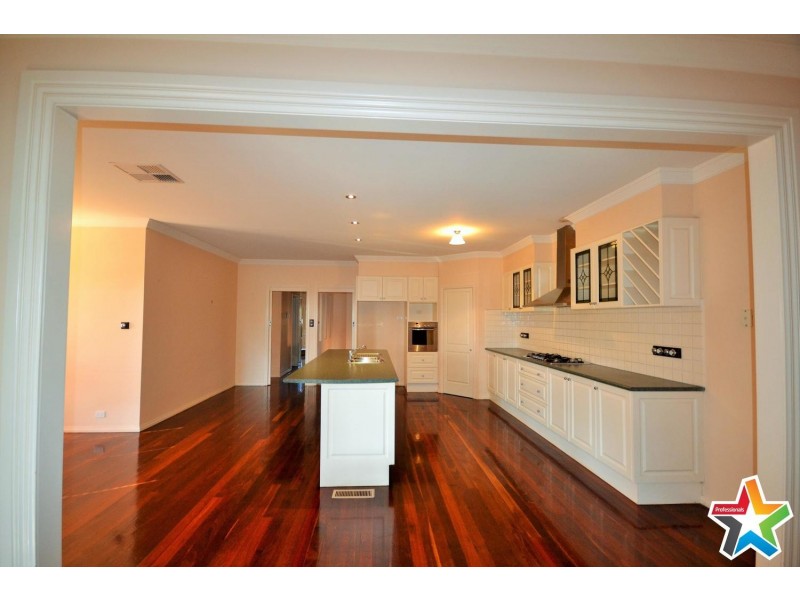 5 Viennese Way, Mooroolbark VIC 3138