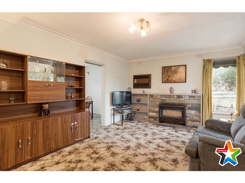 6 Monomeith Street, Mooroolbark VIC 3138