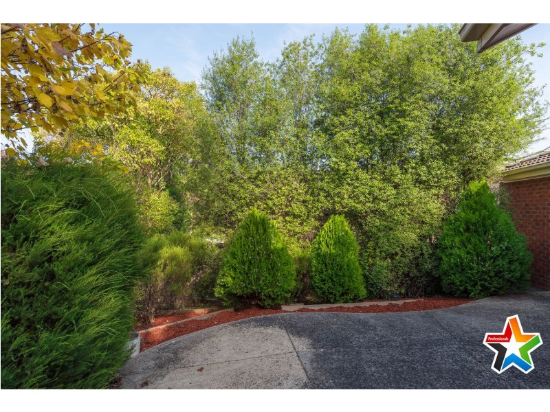 4 Williams Road, Mooroolbark VIC 3138