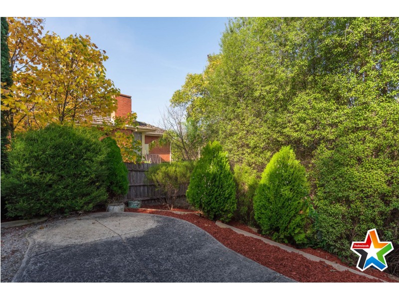 4 Williams Road, Mooroolbark VIC 3138