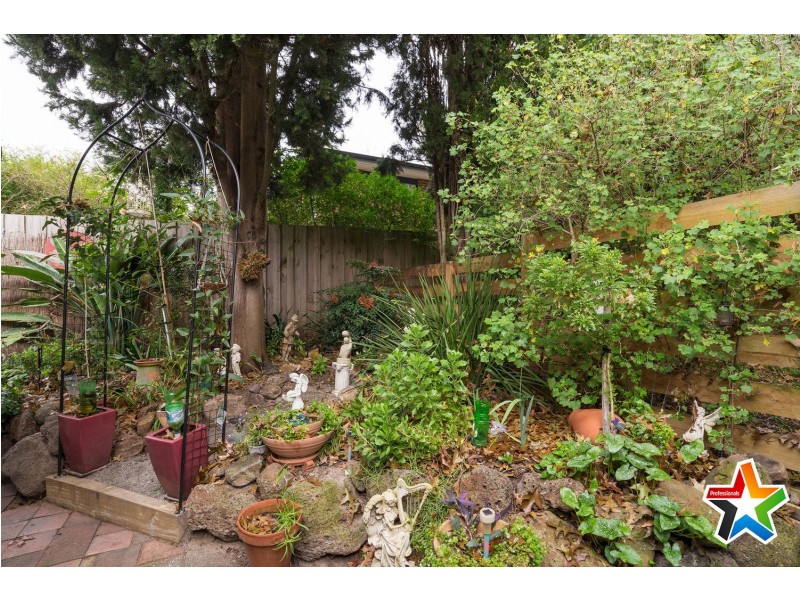 12/10-12 Ray Street, Croydon VIC 3136