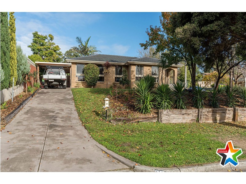 30 David Drive, Mooroolbark VIC 3138