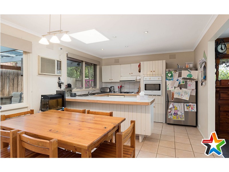 30 David Drive, Mooroolbark VIC 3138
