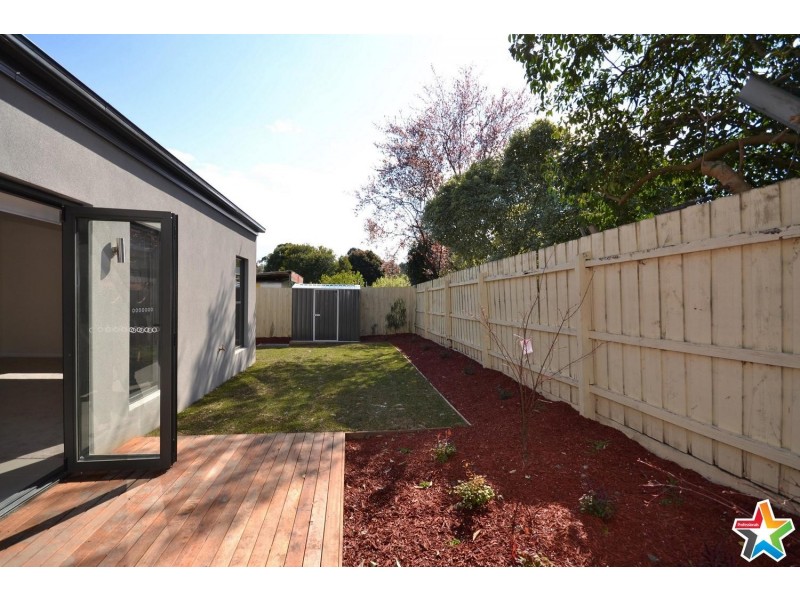 30A Zina Grove, Mooroolbark VIC 3138