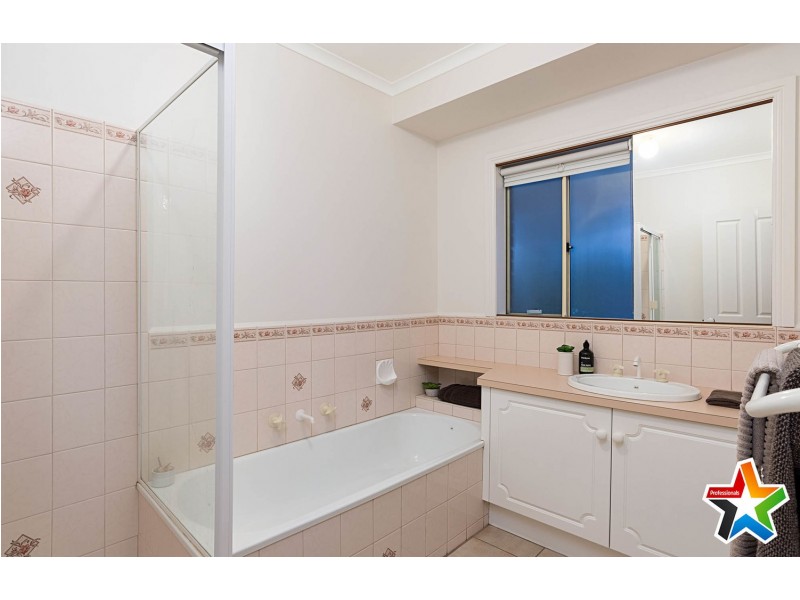 4 Dalray Place, Lilydale VIC 3140