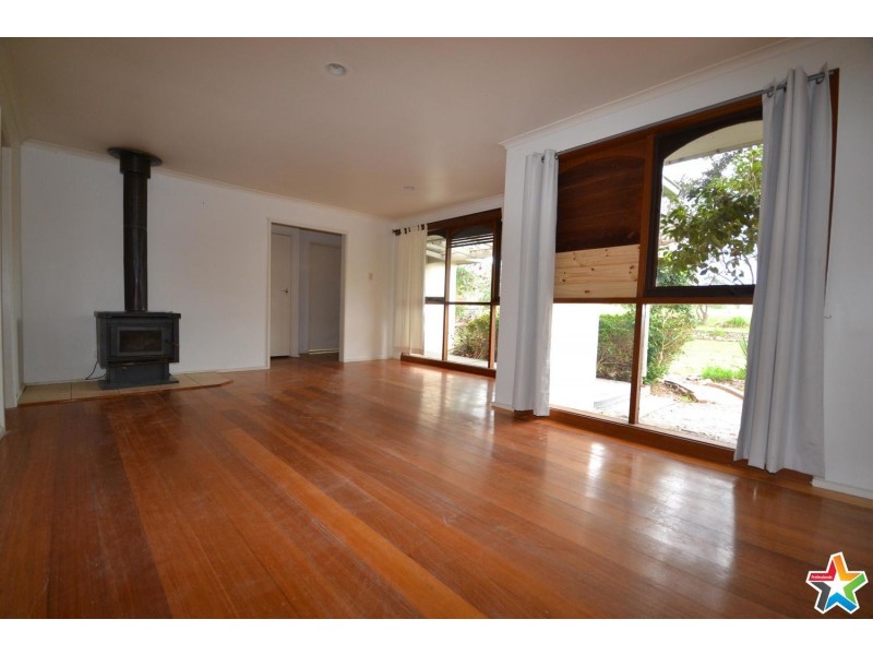 4 Ellis Road, Yarra Glen VIC 3775