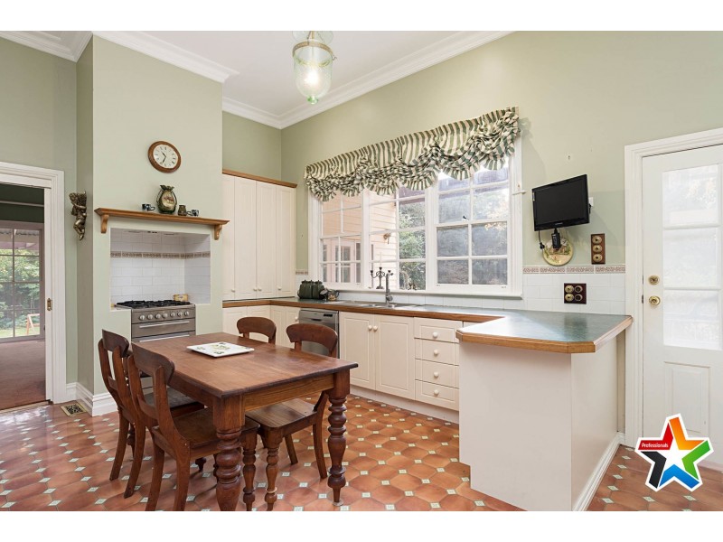 22 Montrose Road, Montrose VIC 3765