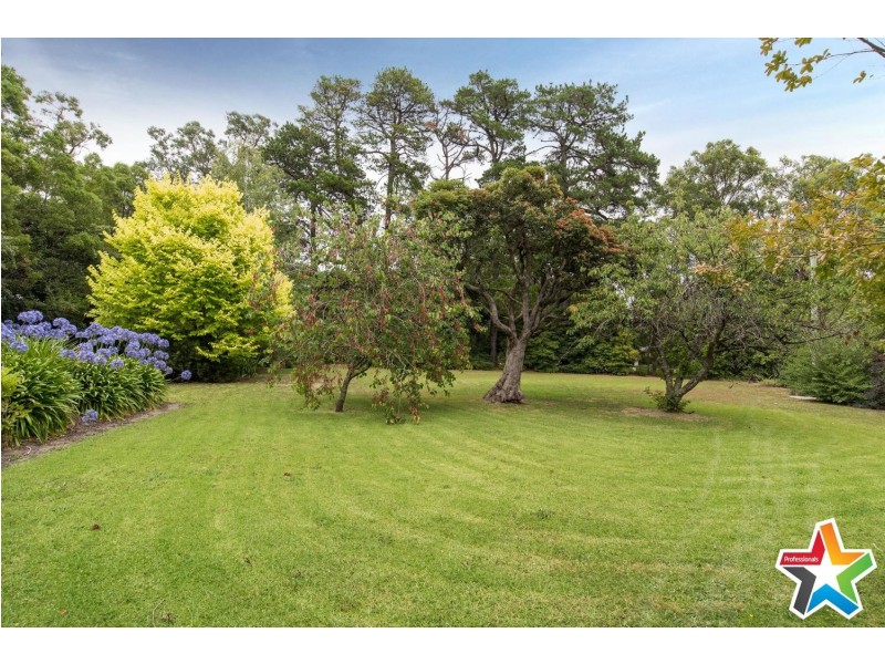 22 Montrose Road, Montrose VIC 3765