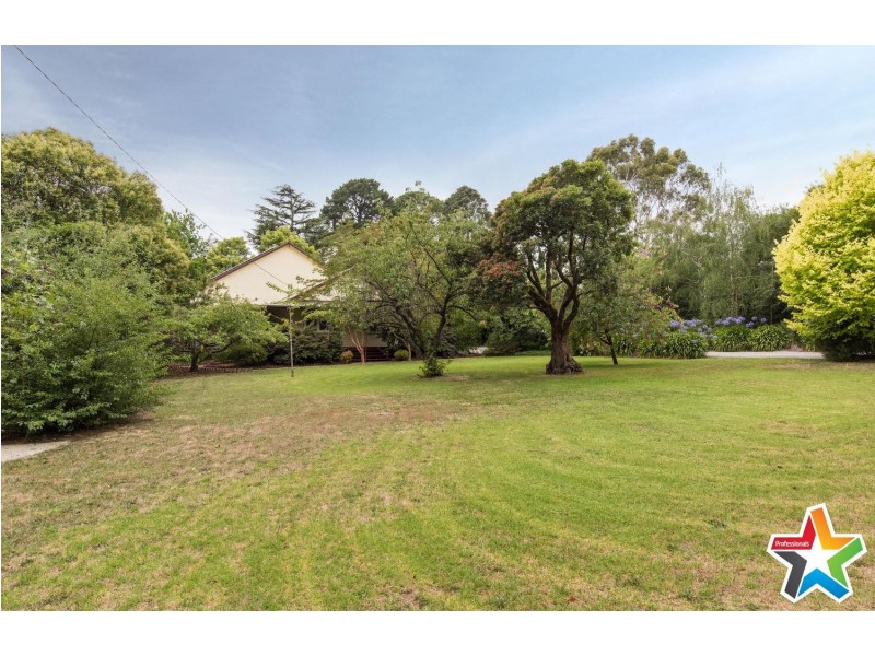 22 Montrose Road, Montrose VIC 3765