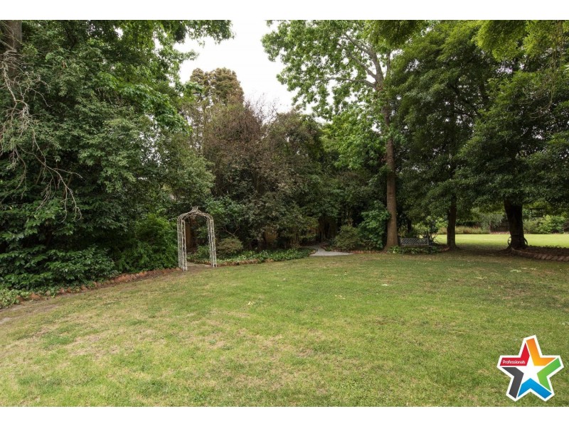 22 Montrose Road, Montrose VIC 3765