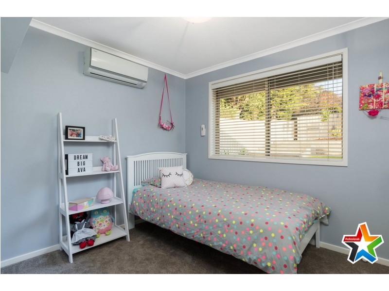 20 Charlwood Drive, Mooroolbark VIC 3138