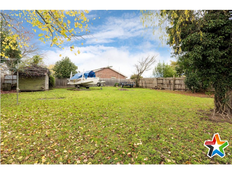 10 Rue de Gare, Wandin North VIC 3139