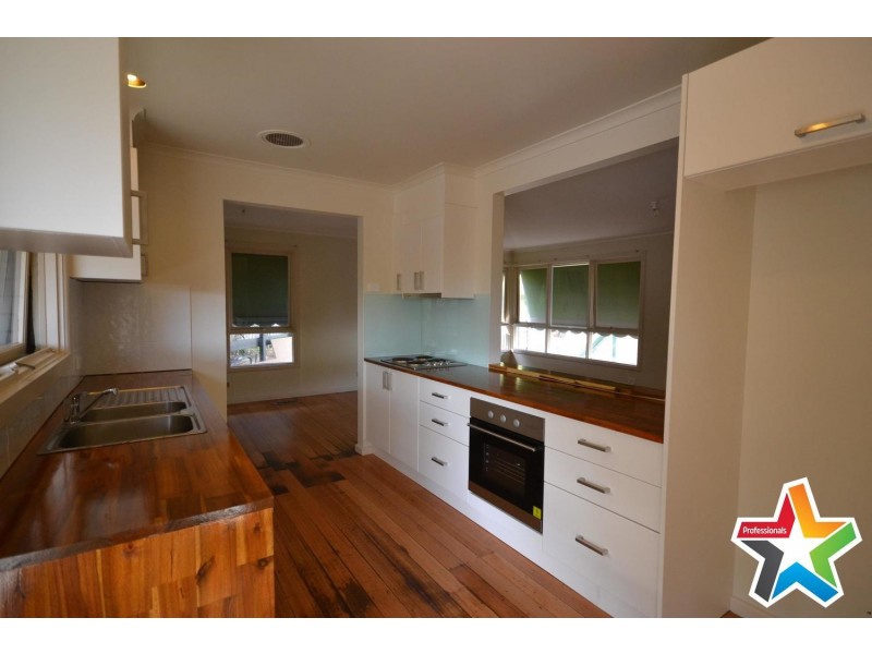 40 Cherylnne Crescent, Kilsyth VIC 3137