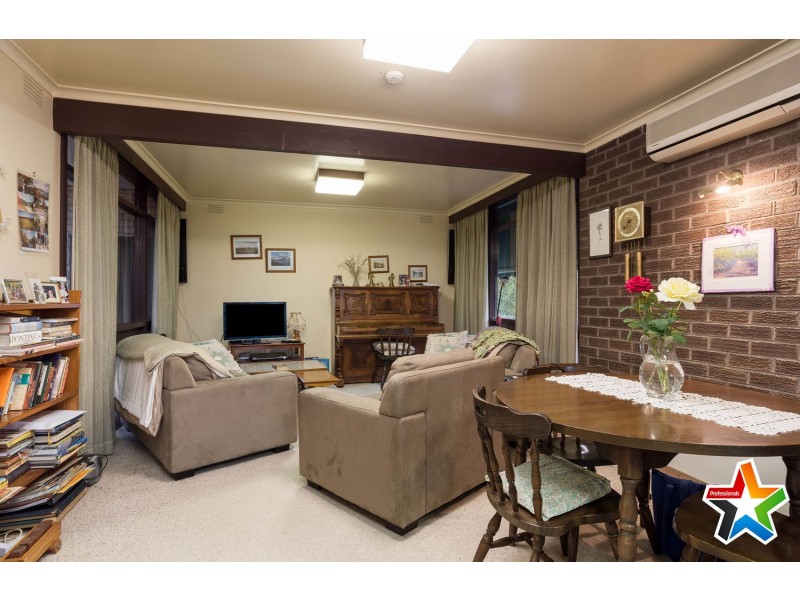 2 Sierra Place, Chirnside Park VIC 3116
