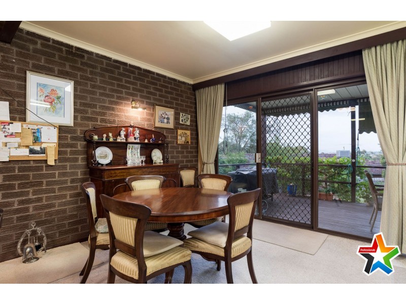 2 Sierra Place, Chirnside Park VIC 3116