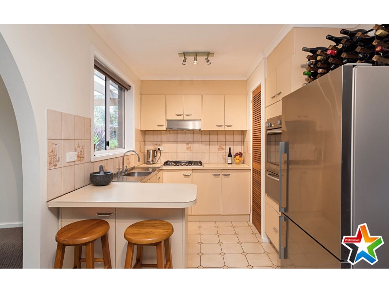 11 Drysdale Place, Mooroolbark VIC 3138