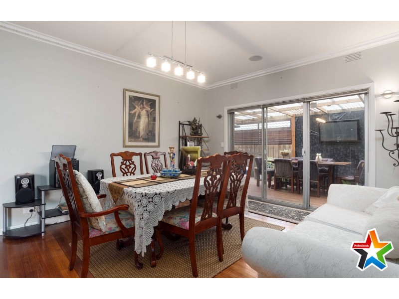 23 Hawthory Road, Kilsyth VIC 3137