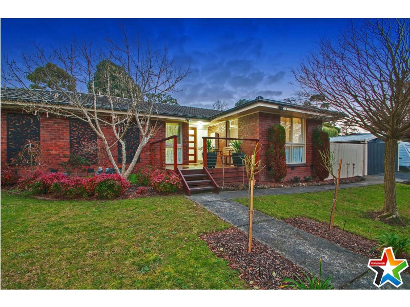 72 Lancaster Road, Mooroolbark VIC 3138