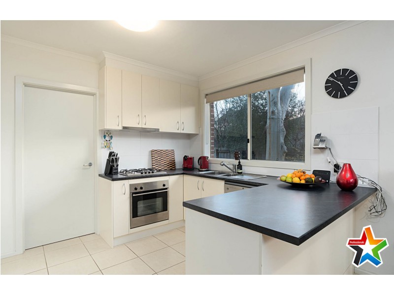 8/29 Karingal Street, Croydon North VIC 3136