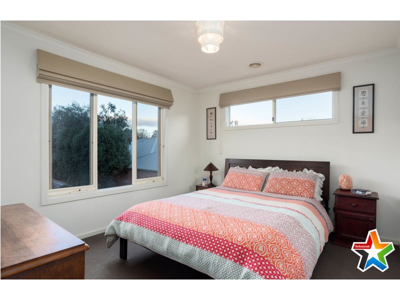 8/29 Karingal Street, Croydon North VIC 3136