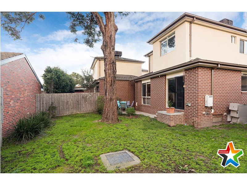 8/29 Karingal Street, Croydon North VIC 3136