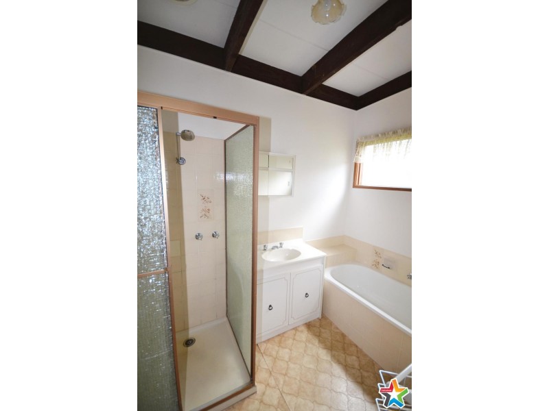 10 Junction Road, Mount Evelyn VIC 3796