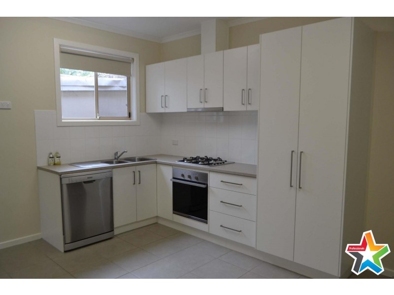 976  Mount Dandenong Tourist Road, Montrose VIC 3765