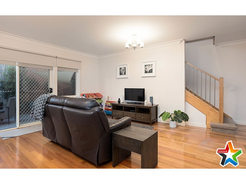3/10 Orchard Street, Kilsyth VIC 3137