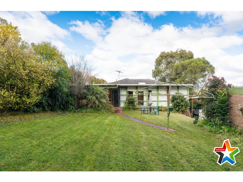 3 Williams Road, Mooroolbark VIC 3138