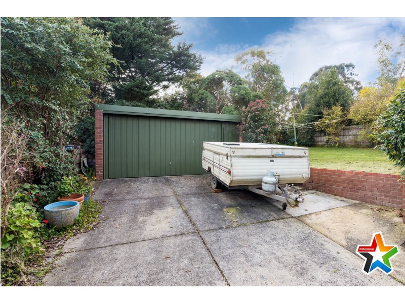 3 Williams Road, Mooroolbark VIC 3138