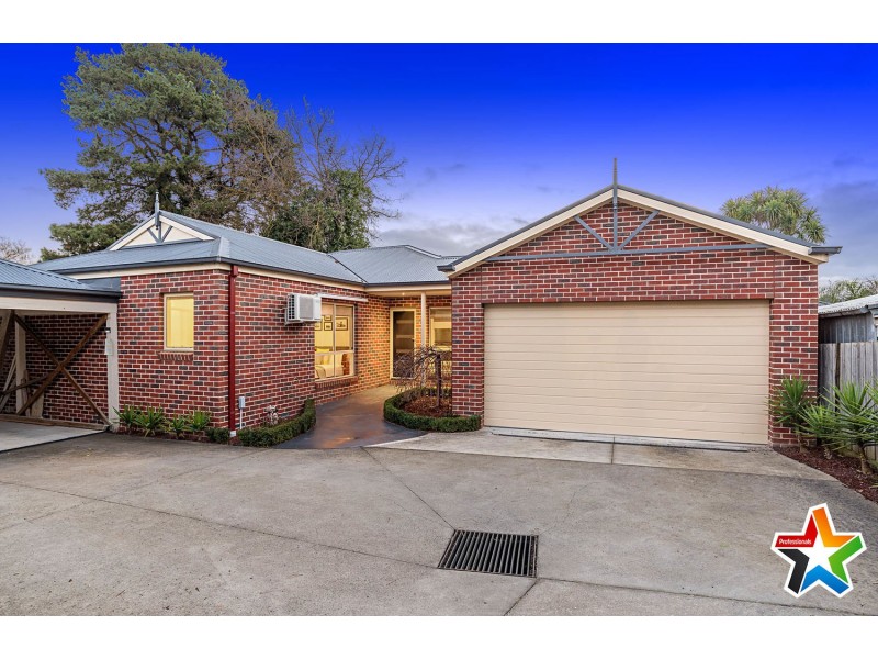 55a Blackburn Road, Mooroolbark VIC 3138
