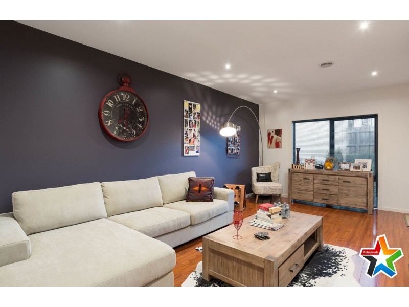 6/8 Karingal Street, Croydon North VIC 3136